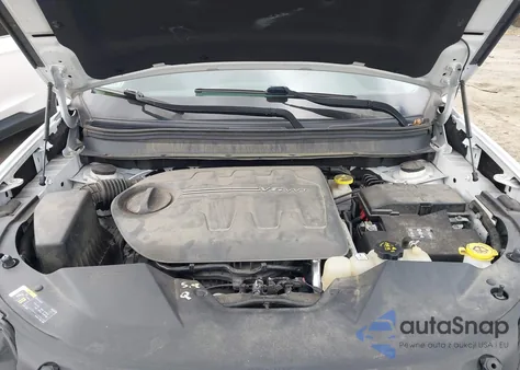 2020 Jeep Cherokee Limited 4X4 z USA, uszkodzony, nr VIN 1C4PJMDX5LD622911